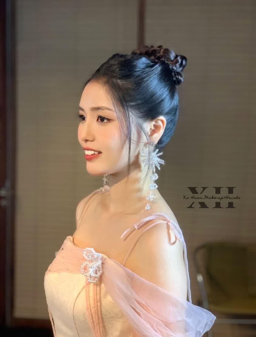 Xin Huan Makeup Artist Service #5059