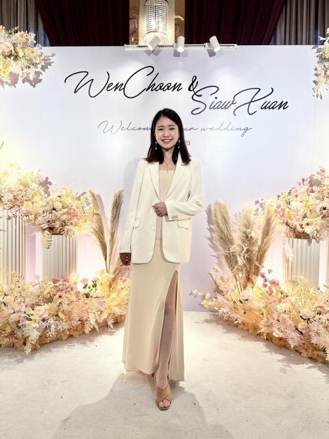 Elaine 佩珆 - Wedding Emcee 4 480px