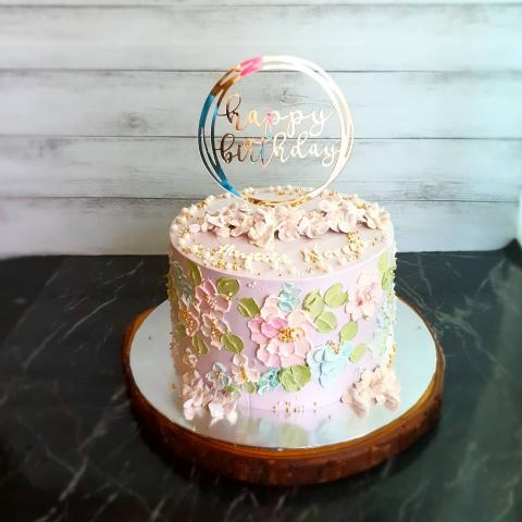 SarahBakes - Wedding Cakes & Confectioneries 6 480px